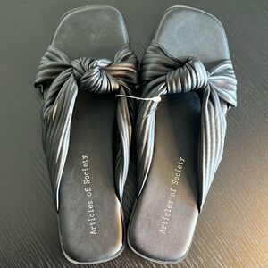 NWT New Articles of Society Black Faux Leather Knot Sandals 10 Square toe